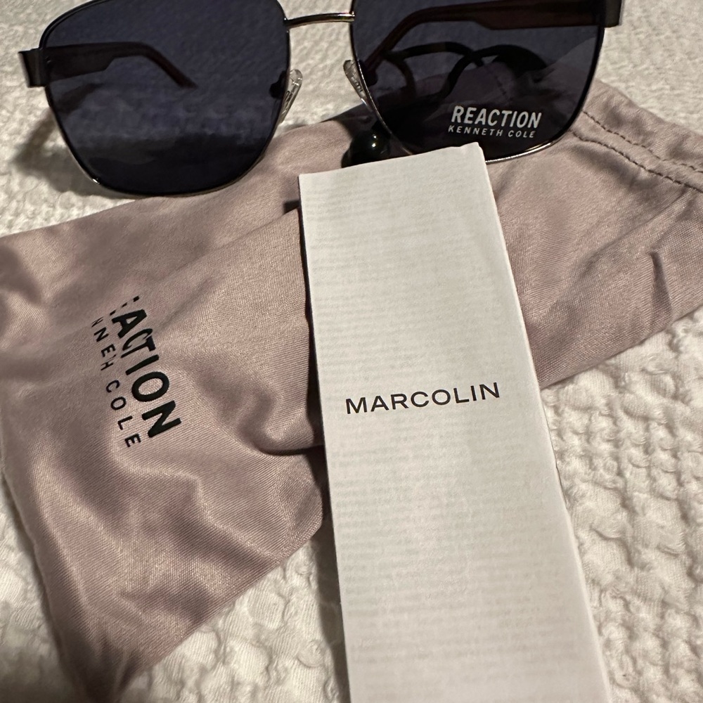 Kenneth Cole Reaction Dark Gray Sunglasses